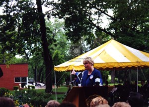 Image description is not available for 2000.008